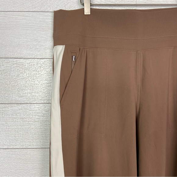 ATHLETA Venice Colorblock Wide Leg Pant Brown Cream Athleisure Lounge Comfy XL - Picture 3 of 4